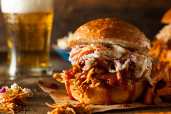 Pulled Pork Burger mit Coleslaw lecker